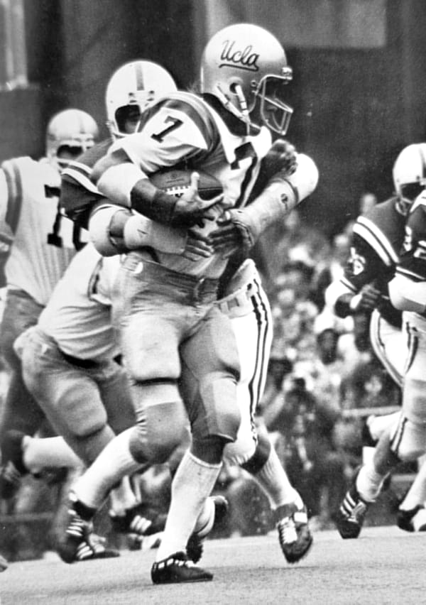 Defense vs UCLA 1973
