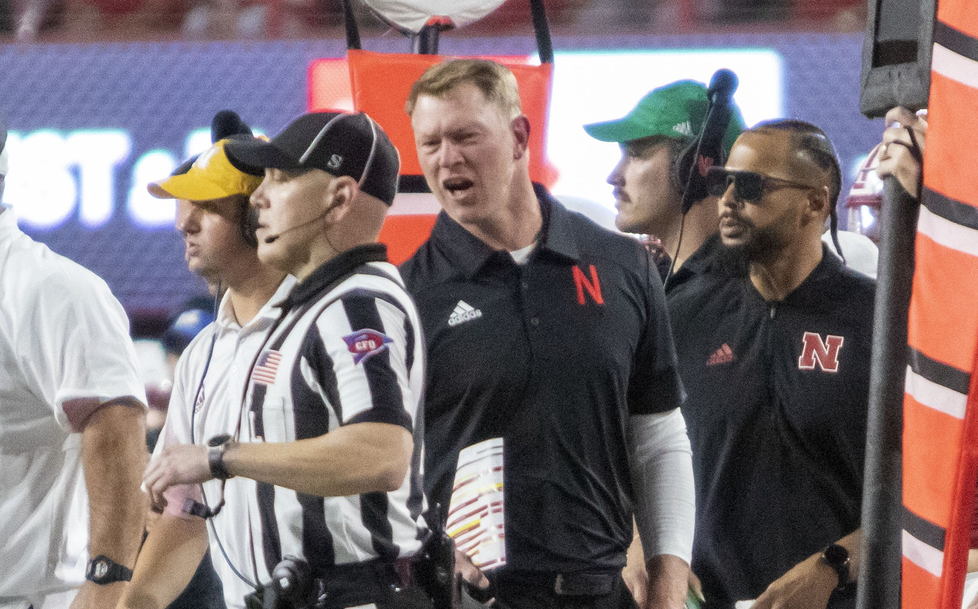 Scott Frost and referee