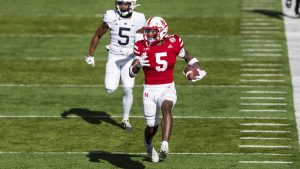 Cam Taylor-Britt punt return