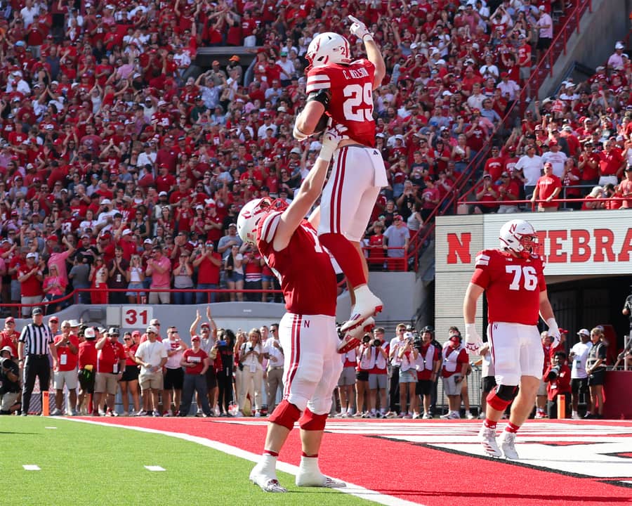 Carter Nelson TD celebration vs Michigan State